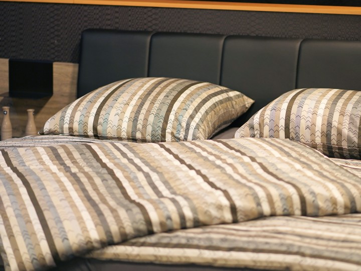 Creative Ways to Decorate Your Home for Low Cost